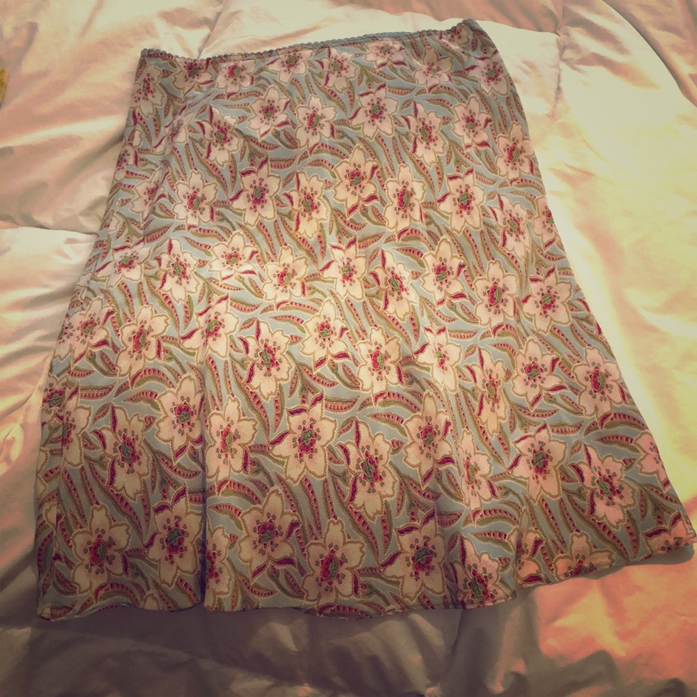 GAP Floral design mid length skirt- A line